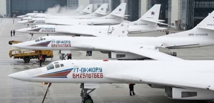 FaveroLucio's tweet photo. A Rússia revela um poderoso e mortal drone nuclear capaz de atingir velocidades de 1.675 km/h 😱🇷🇺💥 
#Brasil #Brasilia #DF #guerra #defesa #ataque #combate #drone #batalha https://t.co/J0ekeDfDjk
