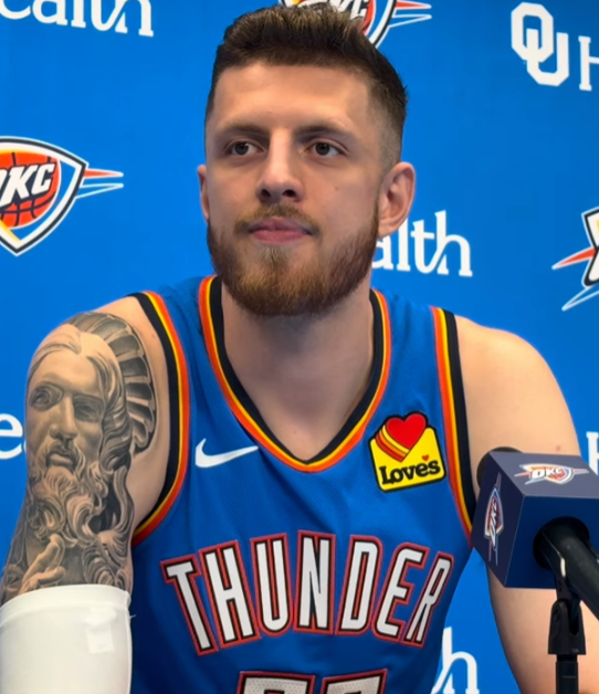 asawins's tweet photo. Where was #IsaiahHartenstein last night? Against the Spurs this season he had 3 games of 20+ Points+Rebounds+Assists and played 20 or more minutes in all 3 games. In G1 of the #WesternConferenceFinals he played just 12 minutes against the #Spurs with a PRA of 6. He had gone OVER his PRA's in 18/19 prior to last night.