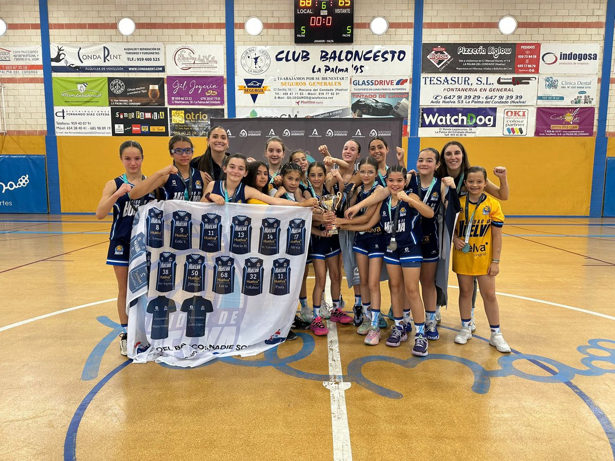 CiudadDeHuelva's tweet photo. Estos son los resultados de nuestra cantera. Nos congratulamos del campeonato provincial conseguido por nuestro Mini masculino y el subcampeonato de nuestro mini femenino, ambos con plaza en el CADEBA.

#CanteraCDH
💙🤍💙 https://t.co/otqacwjM1Y