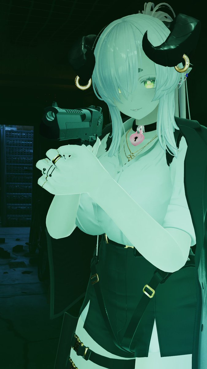 platinum_cat's tweet photo. #VRchat
#UShop
キャンペーンで当たったデザートイーグル装備してみた、大口径はええもんやね👍 https://t.co/avEe987qvj
