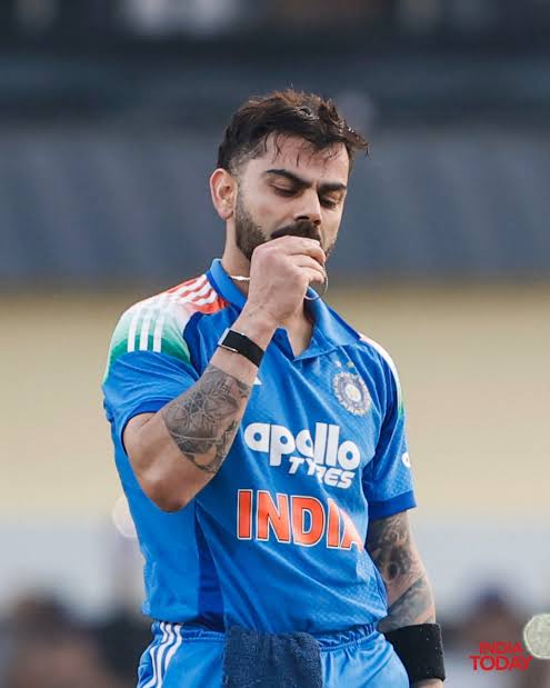 TheKhelIndia's tweet photo. Virat Kohli on the Indian Hockey Team 🏑🔥

"We are not even 15% of the fitness of an Indian hockey player, if I have to be brutally honest, Their sport demands way more" https://t.co/KX2B1mpPpQ
