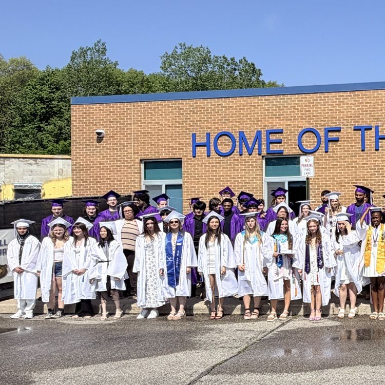 WoodhavenHigh's tweet photo. More pictures from the Class of 2026 Senior Walk. Another great day to be a Warrior. https://t.co/F43FpweQGH