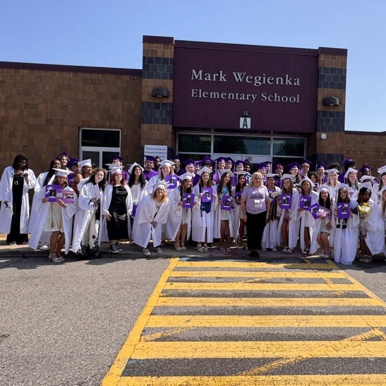WoodhavenHigh's tweet photo. More pictures from the Class of 2026 Senior Walk. Another great day to be a Warrior. https://t.co/F43FpweQGH