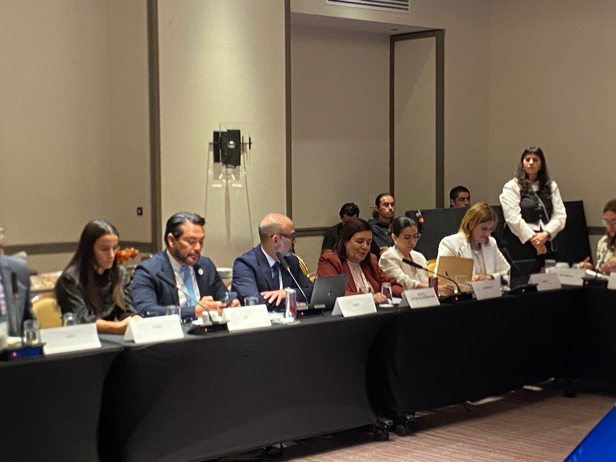 regulatel's tweet photo. La directora ejecutiva del INDOTEL, Desirée Logroño Dina, participó en el desayuno ASIET–REGULATEL del #CLTD2026, en su calidad de Presidenta Delegada de REGULATEL. https://t.co/Oa7Gf8VpgK