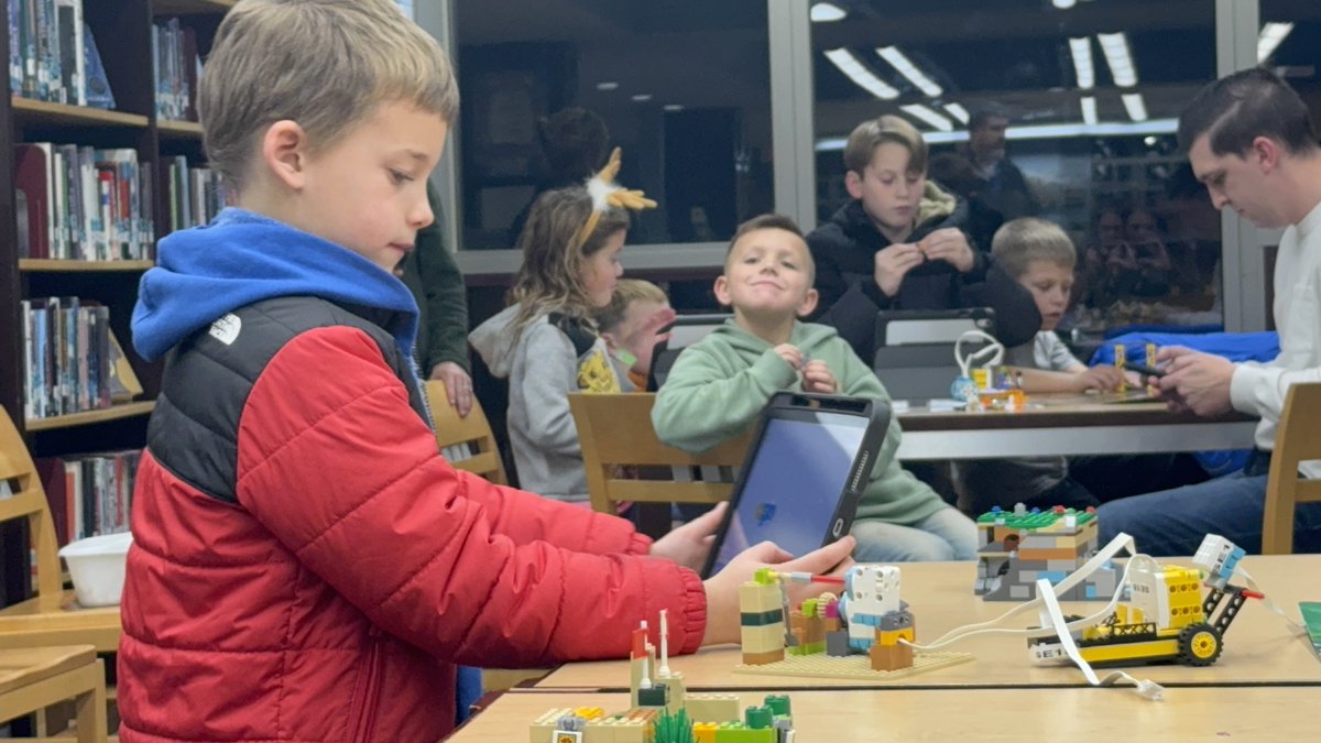 FTEF's tweet photo. Have you checked out our latest Grants in Action article? 📣
Discover how FTEF is partnering with FTIS to enhance technology and create better learning opportunities for our students.
👉 Read more and see the impact: https://t.co/dZ5ua2VMWa
#FTEF #FTEFGrantsinAction https://t.co/rysMfDQA9Z