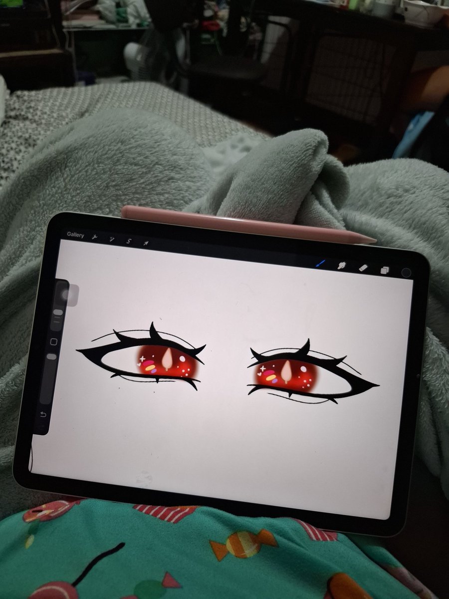 MidniightSummer's tweet photo. Proud of this one hehe #smallartist also looking for #artmoots ㅤㅤㅤㅤ https://t.co/04O9fpa8Kw