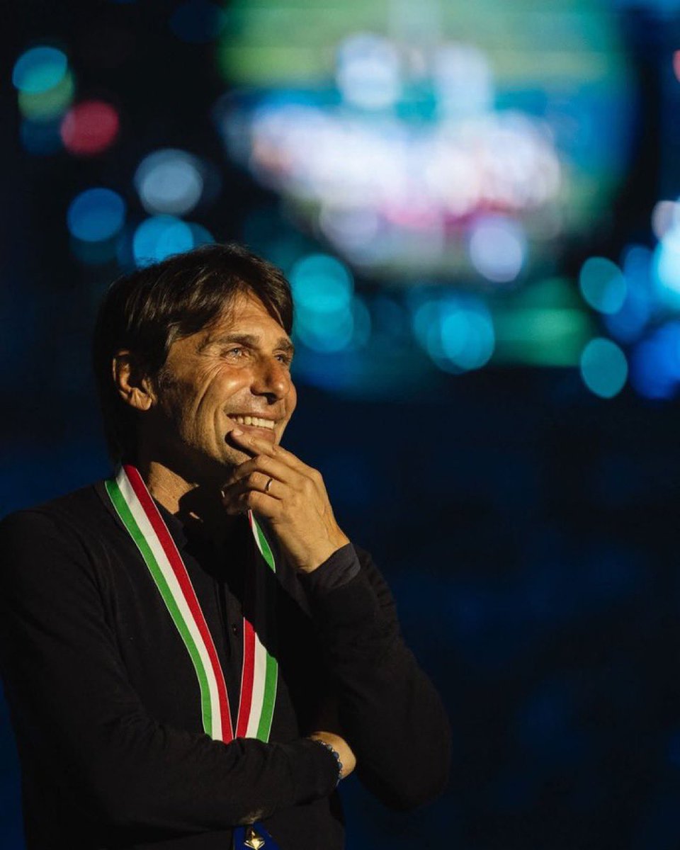 Carro R.Mancini se Conte va via tweet media