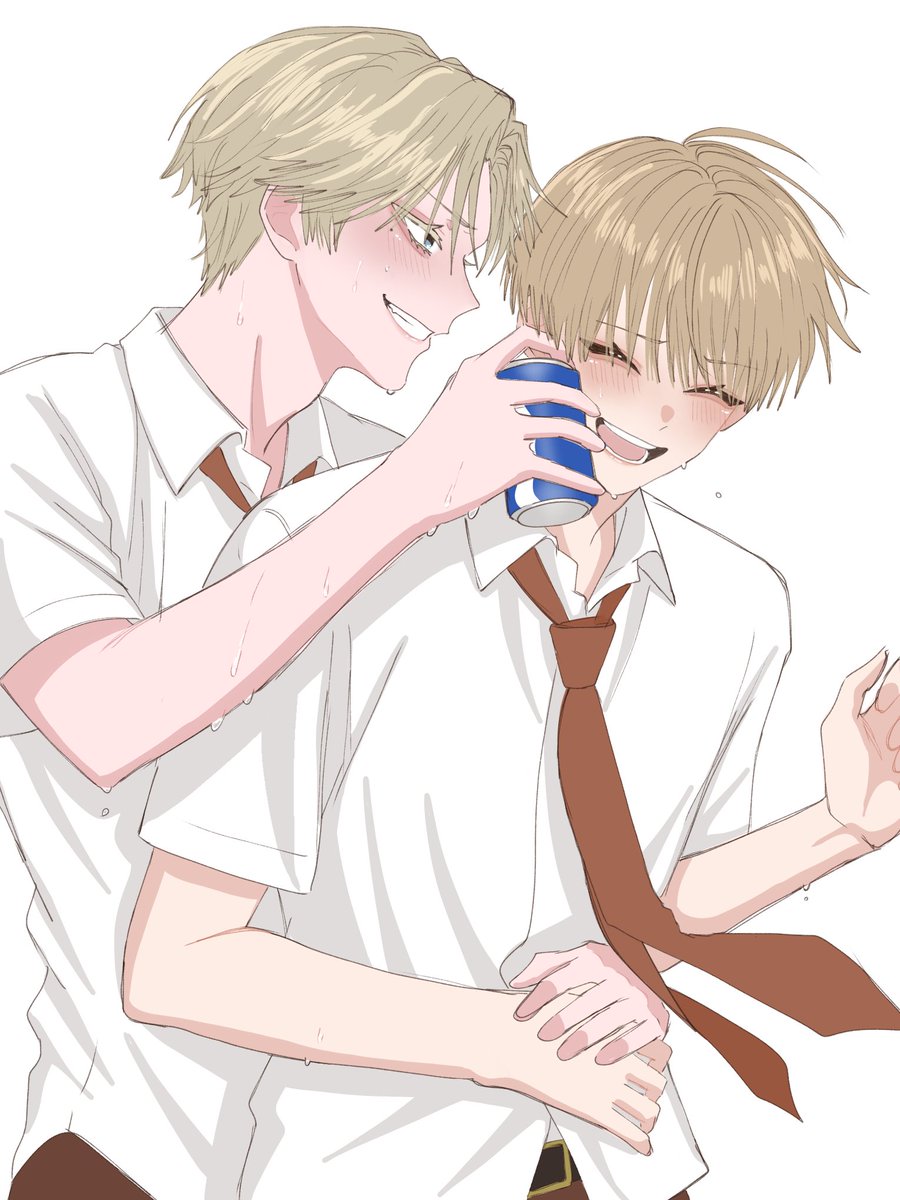 ⇔ tweet media
