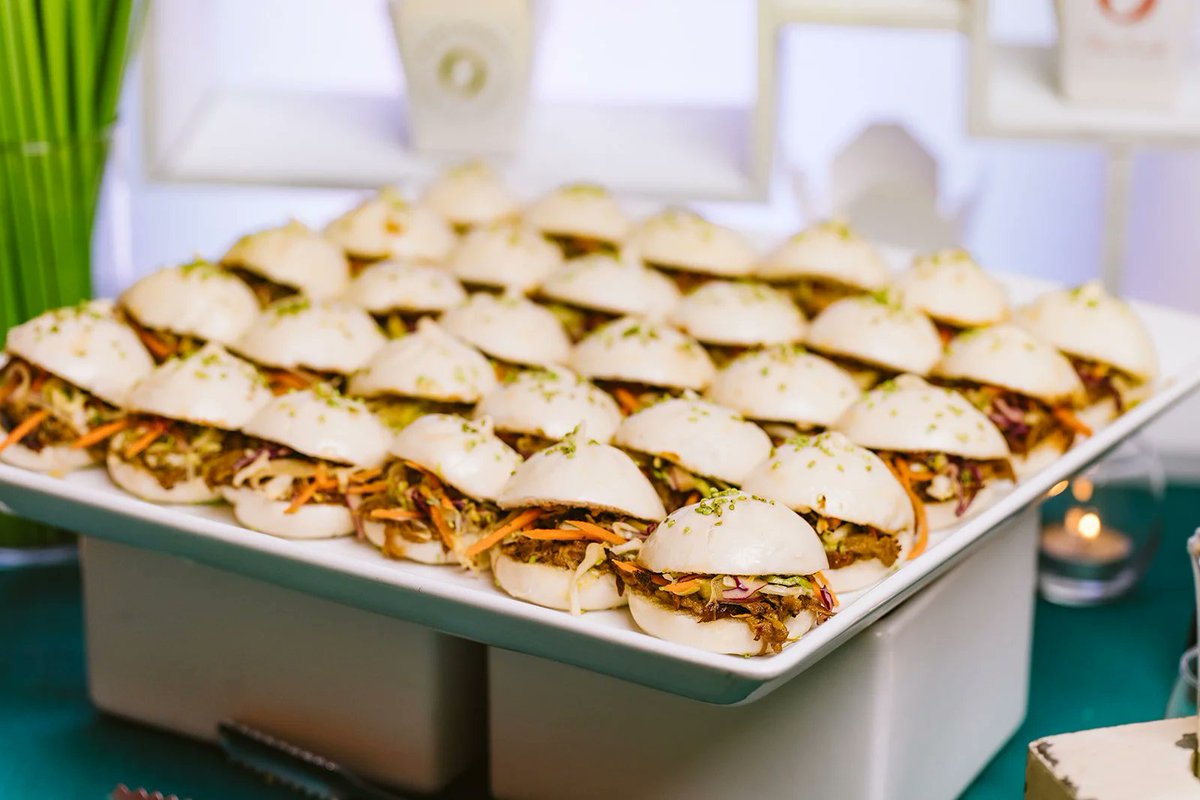 OliveEvents's tweet photo. Serving up sliders that keep your guests coming back for more 🍔

Photo: @blkcoffeephoto

#oliveevents #kcweddingcatering #kansascitycatering #kceventcatering #corporatecatering #kcweddingcaterer https://t.co/A6sfc10hg2