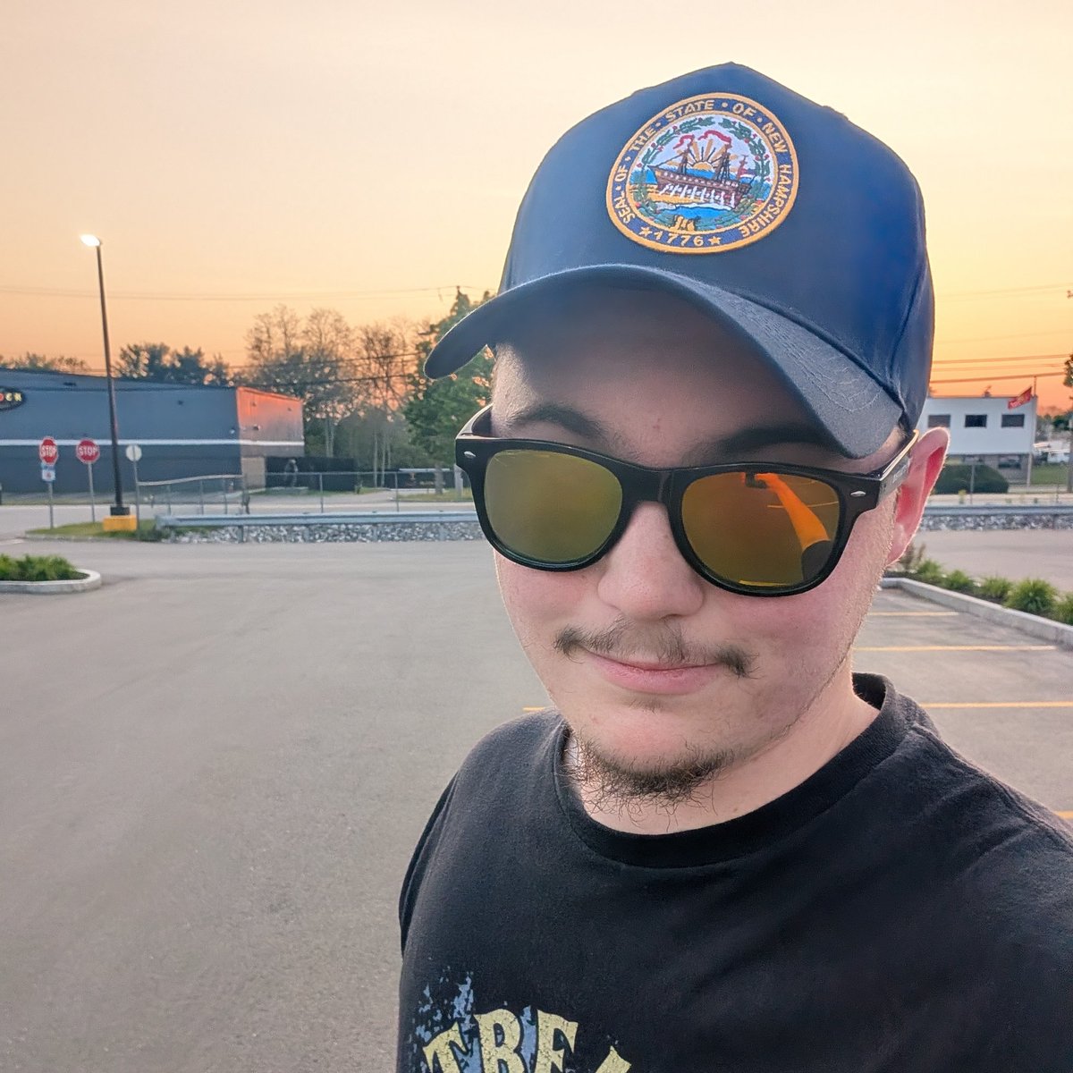 Nick Hobart tweet media