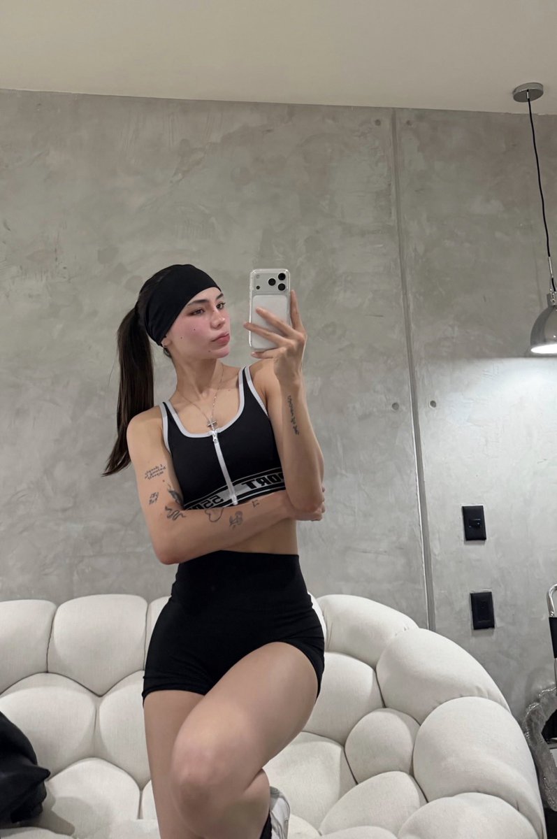 cynthiavm tweet media