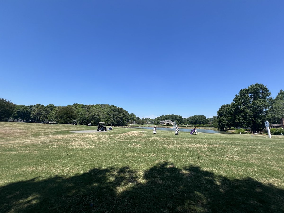 Catamounts's tweet photo. Another beautiful - but hot - day at the office for @CatamountMGolf redshirt sophomore Tyler Jones - headed to the back nine in round 2 at the NCAA Men’s Golf Winston-Salem Regional.

FOLLOW with LIVE SCORING: 
https://t.co/HslmaGJNim

#CatamountCountry | #CatsAreComing https://t.co/gzsJVzeS5l