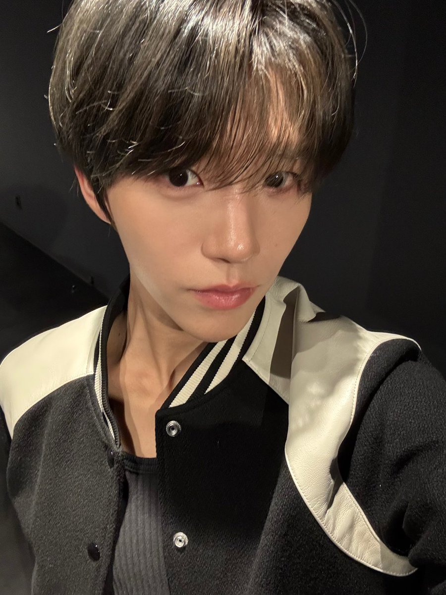 김영 tweet media