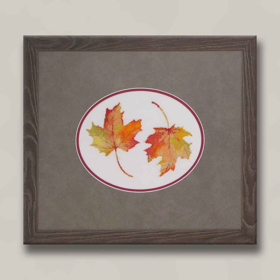 FramingNook's tweet photo. Traditional Canadiana! Classic Maple Leafs Lori handcrafted with many long hours of work. #NeedleworkFraming #CustomPictureFraming #RedDeer #RedDeerCustomFraming https://t.co/X5N7alDPUA