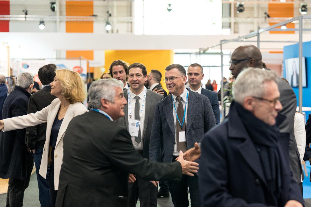 brunobeschizza's tweet photo. Ce mardi matin au parc des expositions du Bourget pour le premier congrès de l’Association des Maires de la Seine-Saint-Denis en présence de @vpecresse, du Préfet et du Procureur de la République.

Un moment important pour échanger sur les enjeux et l’avenir de notre département. https://t.co/DMEGRNKLML