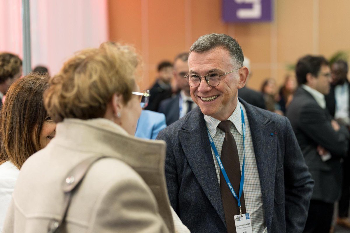 brunobeschizza's tweet photo. Ce mardi matin au parc des expositions du Bourget pour le premier congrès de l’Association des Maires de la Seine-Saint-Denis en présence de @vpecresse, du Préfet et du Procureur de la République.

Un moment important pour échanger sur les enjeux et l’avenir de notre département. https://t.co/DMEGRNKLML
