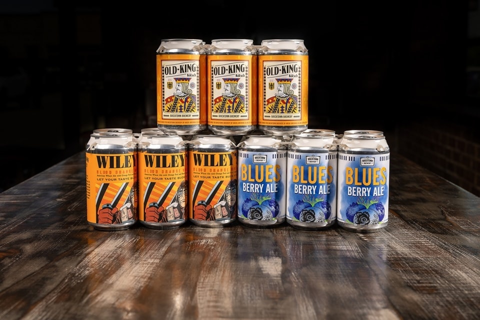 bt_enid's tweet photo. Memorial Day rule #1: Nobody shows up hungry. 🇺🇸

That’s where we come in.

Party platters, growlers, and to-go 6 packs from Bricktown Brewery make hosting easy and delicious.

Tag the friend who’s bringing the drinks… or the one who just shows up to eat. 👀

#MemorialDay https://t.co/G1H0DvAtsd