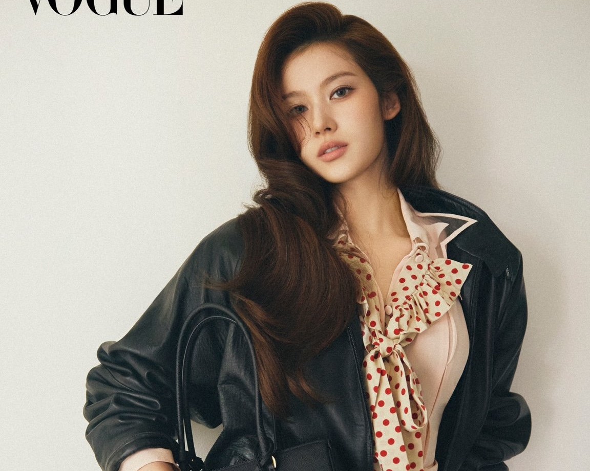 oncecolombia_'s tweet photo. Sana 🐹 para Vogue Korea, edición de junio 

#SANA #TWICE https://t.co/XeRZ1JMyth
