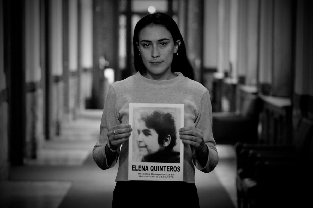nataliadiaz1001's tweet photo. La historia de Elena marcó mi infancia y la de muchos niños de Flor de Maroñas, que a través del nombramiento de nuestra escuela 181, aprendimos el significado de mantener viva la memoria para que nunca más haya terrorismo de Estado
Maestra Elena Quinteros presente
¿Dónde están? https://t.co/GKUQYMGo2W