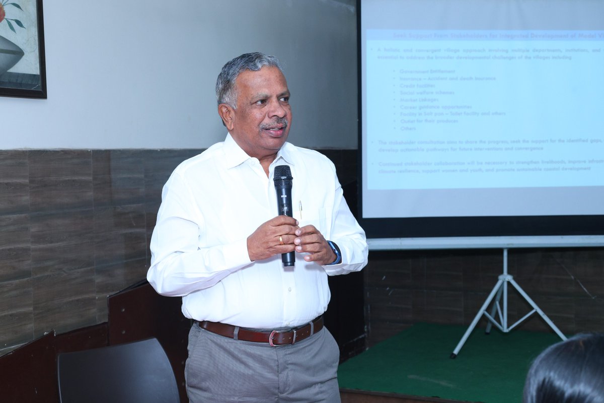 Fishforallmssrf's tweet photo. A Stakeholder Consultation on “Empowering Small-Scale Fishers through an Integrated Village Development Approach” was organized by @mssrf with support from TMB foundation bringing together 55 stakeholders to discuss livelihood security and sustainable coastal development. https://t.co/Q0tK0t8xnX
