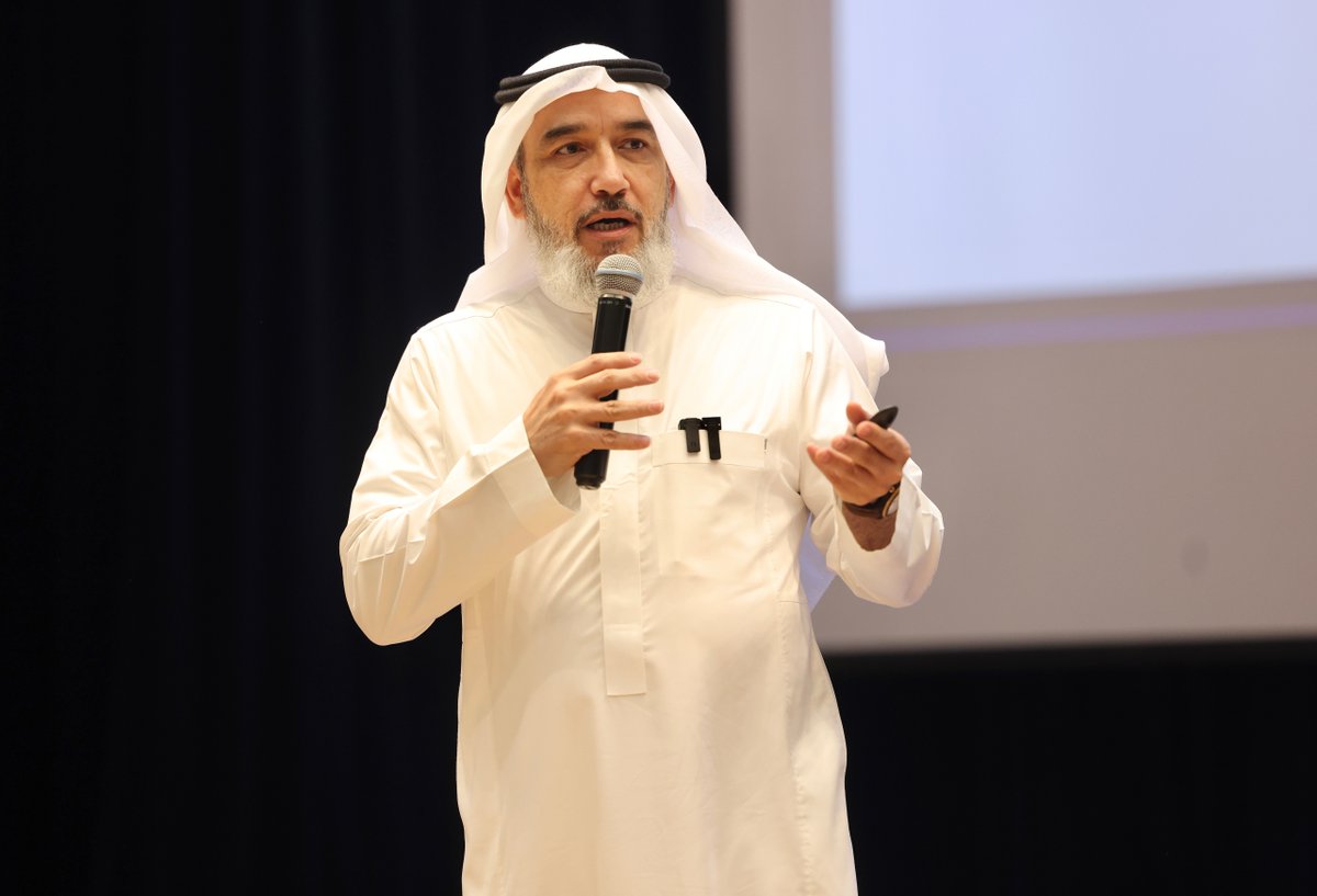 abhachamber's tweet photo. انطلقت منذ قليل  ورشة عمل "مدخل إلى عالم الاستثمار الملائكي" بـ #غرفة_أبها ، التي نظمتها هيئة تطوير منطقة عسير بالتعاون مع شركة VMS ، وقدمها أ. معتز أبو عنق المؤسس والرئيس التنفيذي لـ استوديو صناع القيمة UMS شرحت الورشة أساسيات الاستثمار الجريء والشركات الناشئة وكيفية اختيار الفرص ومعايير تقييم الشركات الناشئة والفرق بين المستثمر الملائكي والتقليدي.
@asda_aseer
#هنا_تصنع_الفرص
 #غرفة_أبها
