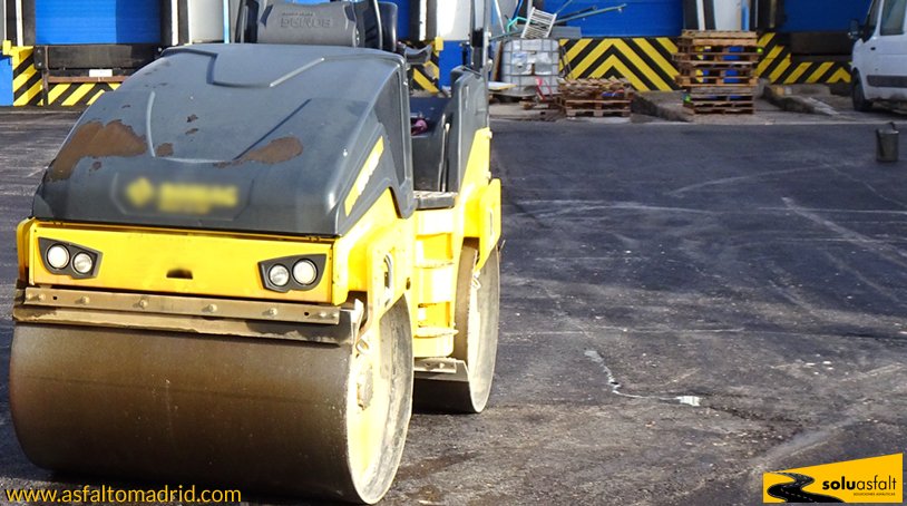 Soluasfalt's tweet photo. #asfalto #asfaltomadrid #obraspublicas #pavimentación #asfaltar #garajes #parking #aparcamientos #impermeabilizacion #resina #fresado #grietas #sellado #pistas #pistasdeportivas
👇
https://t.co/FJ3fx58BsZ https://t.co/p26iYUZ3Wi