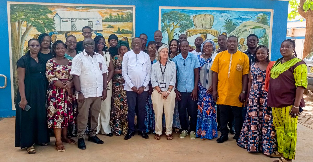 UNHCR_BF's tweet photo. 19–20 mai 2026 à Ouagadougou, un atelier réunit les associations nationales pour renforcer leurs capacités en protection et coordination. Focus : leadership local, redevabilité et participation active aux mécanismes du Cluster Protection 🇧🇫. @ProtectionClust #Localization https://t.co/BoYtybDOoL