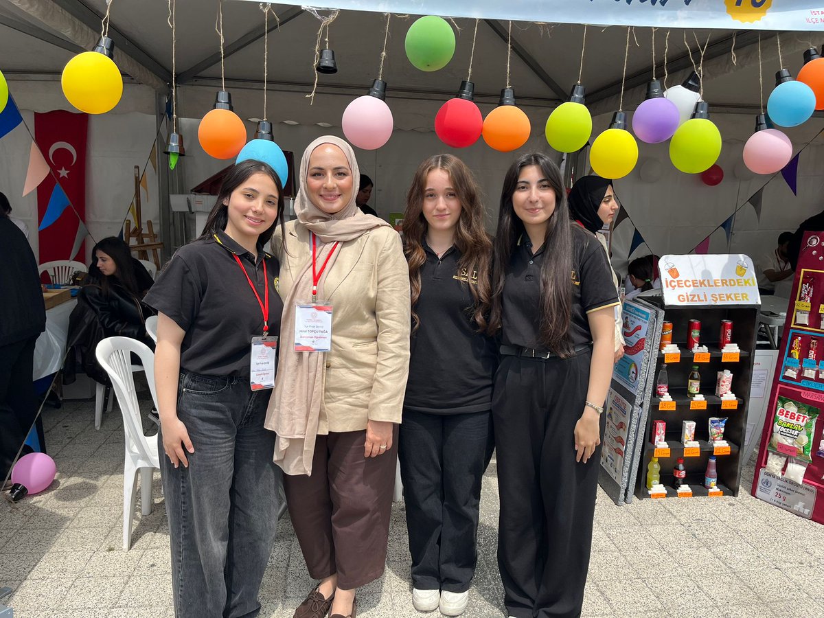 SultanbeyliAndL's tweet photo. 🧪✨ Sultanbeyli Anadolu Lisesi olarak TÜBİTAK Proje Şenliği’nde yerimizi aldık!

#TÜBİTAK4006 #BilimŞenliği #STEM #GençMucitler #SultanbeyliAnadoluLisesi

@tc_istanbul 
@tcsultanbeyli
@sultanbeyli_mem
@istanbulilmem
@tcmeb
@sureyyaaydinmeb
@alitombastr 
@SultanbeyliKM https://t.co/FzqO6mH9up