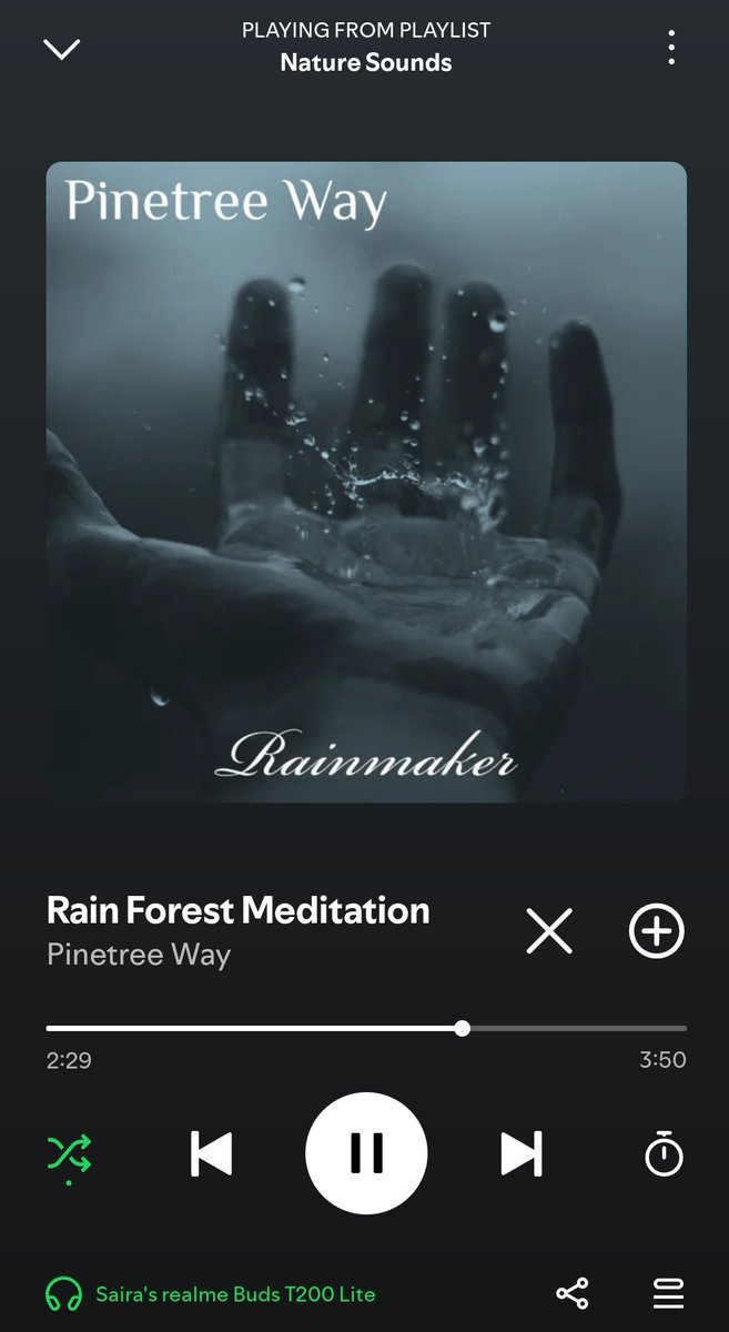 ayana_naaz's tweet photo. When ur house is in chaos, the nature sounds of rain are a savior for a reader 🥺📖🌧️

#NeverLie #CurrentReading 📖📚 https://t.co/4lvuSQ3j4f