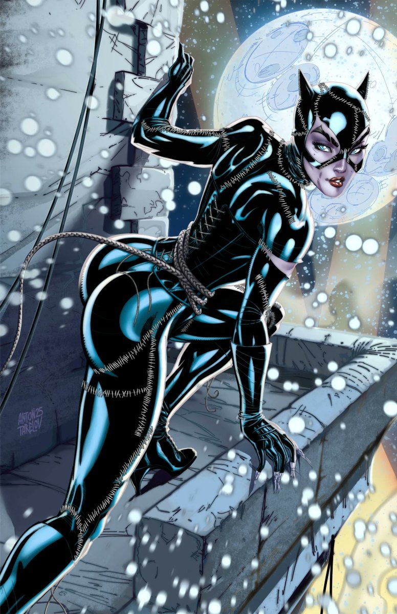 BatmanNotes's tweet photo. Catwoman by Anton Tarelov https://t.co/viO9CYKr8O