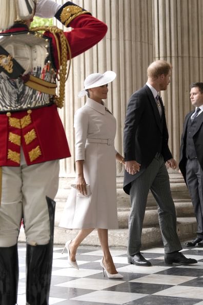 TheRoyalTea tweet media