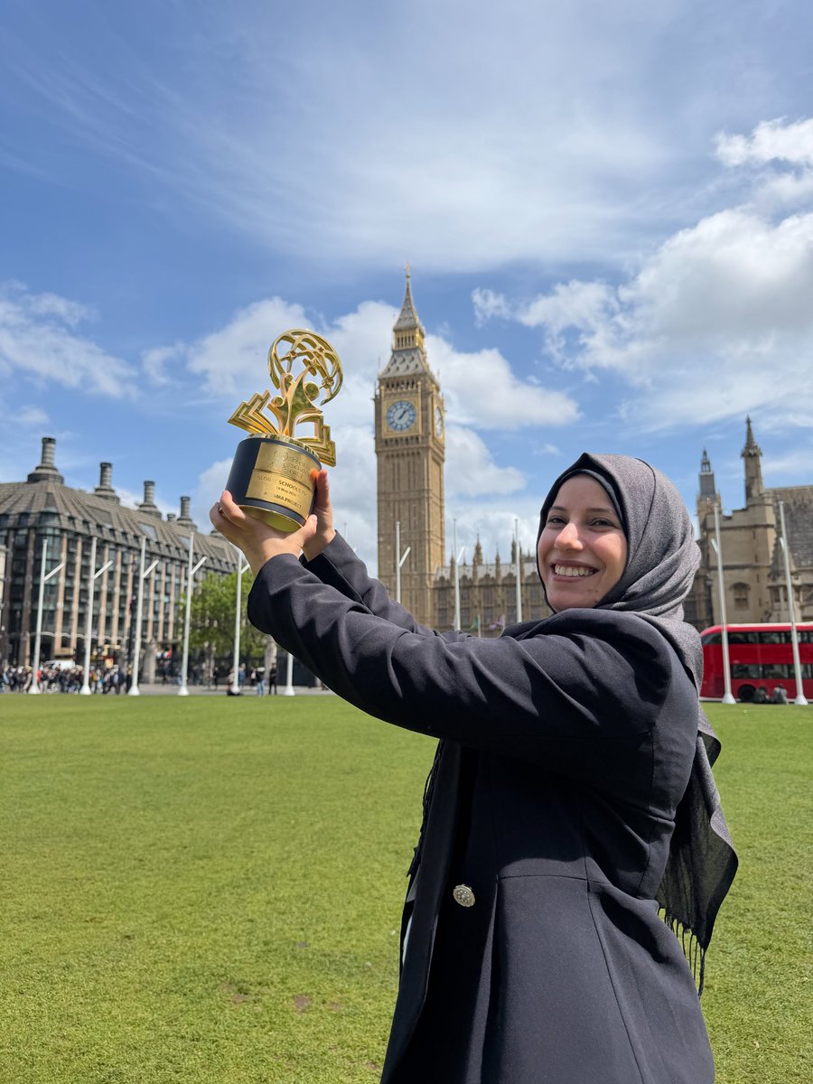 SchoolsPrize's tweet photo. A well-deserved recognition, symbolised by the Global Schools Prize trophy 🏆

Congratulations to #GlobalSchoolsPrize 2026 winner Alsama Project for transforming education for displaced young people and proving what’s possible in the most challenging circumstances.

@varkeyfdn https://t.co/QWuG8YarPm