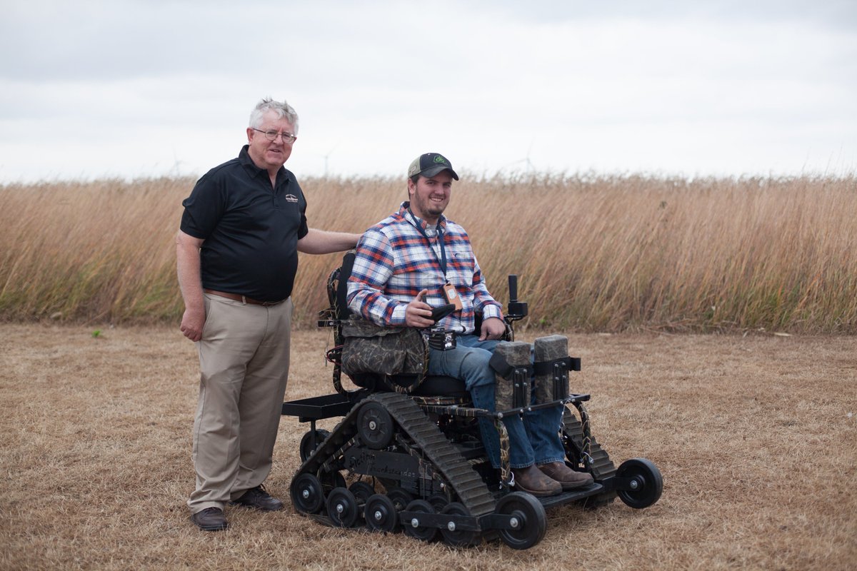 PurdueExtension's tweet photo. @NatlAgrAbility is receiving national recognition from @Forbes for their work in accessibility and agriculture. Through education, assistive technology and on-farm support, the program helps agricultural workers continue doing the jobs they love. https://t.co/8eXYiUQdrE https://t.co/jndHkCg2js