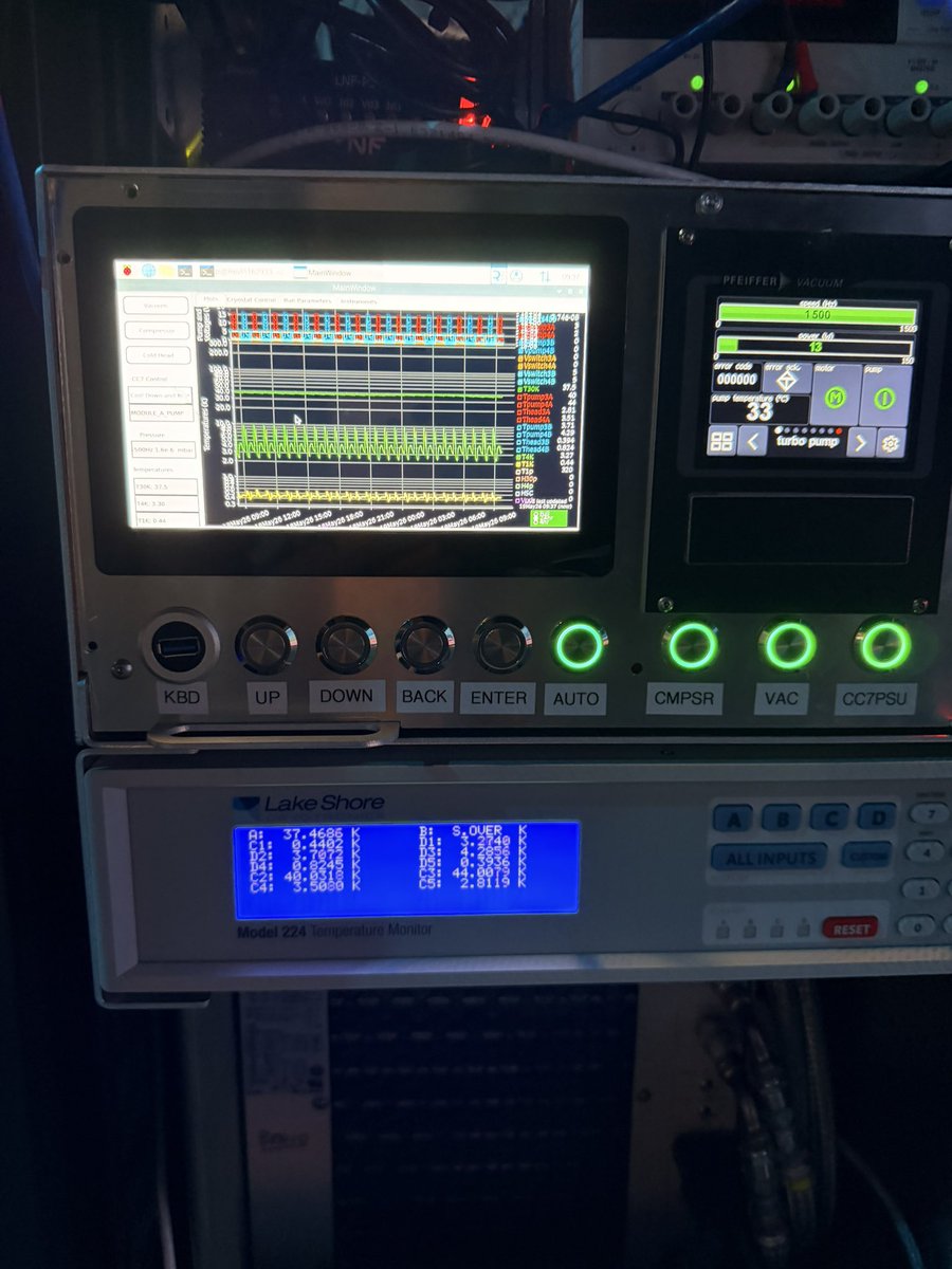 BenBajarin's tweet photo. Well this was one of the more interesting conversations I’ve had in a while.  Dell has a 6 qubit quantum computer in a rack as a research project.  Self contained cooling (via helium) actively monitored. 

Quantum potentially in existing data center rack form factor someday. https://t.co/8RrAggxpHG