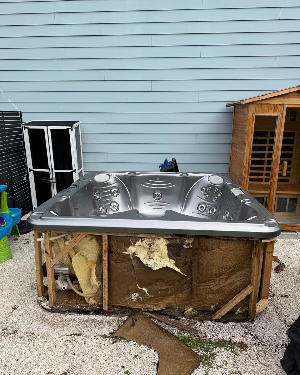 BDJunkremoval's tweet photo. 🌳 Backyard Clearout 
🐾 Black Dog Junk Removal 
👉 Ready for your transformation? Contact us today! ☎️ 843-920-JUNK (5865) 
⚡ Fast and Friendly Service 
📍 Charleston, SC
#BlackDogJunkRemoval #CharlestonSC #JunkRemoval #BackyardCleanout #JunkRemovalNearMe #Transformation https://t.co/Wdci1s9H4q