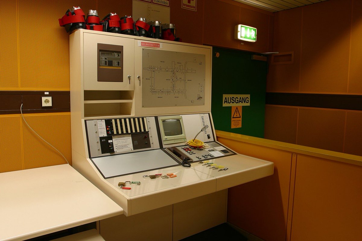 jess_571's tweet photo. @postoctobrist Some have cool control consoles, vintage telecom equipment including what look like some DEC PDP-11’s computers https://t.co/9M53vW0SfV