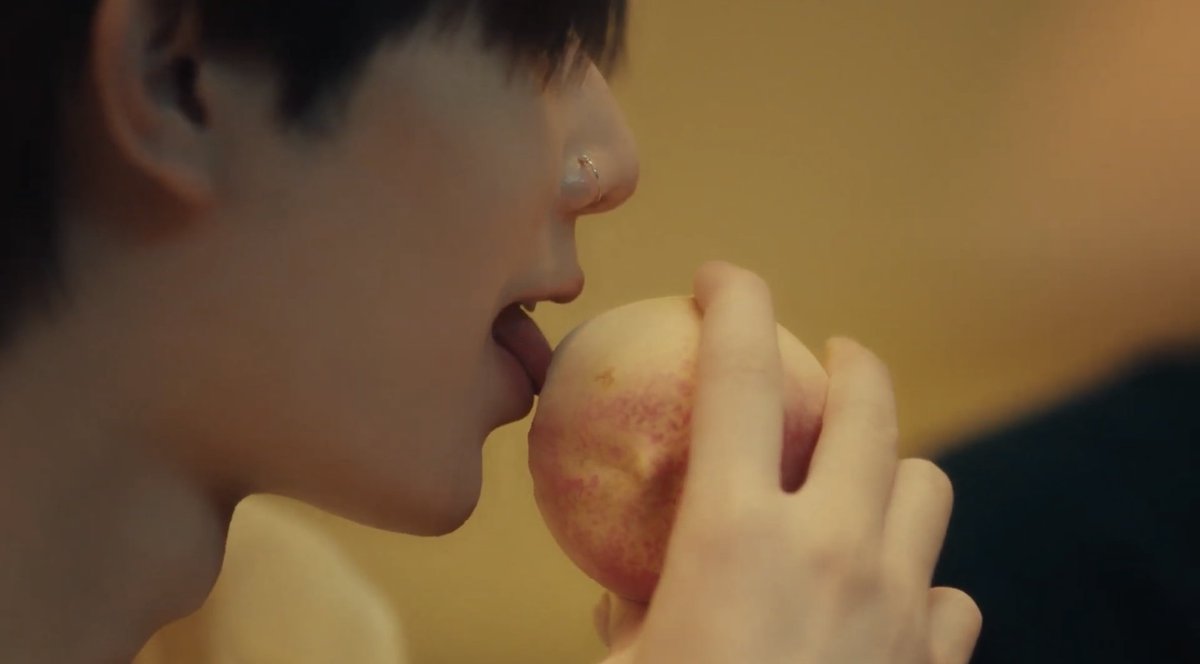 성은ᰔᩚ tweet media