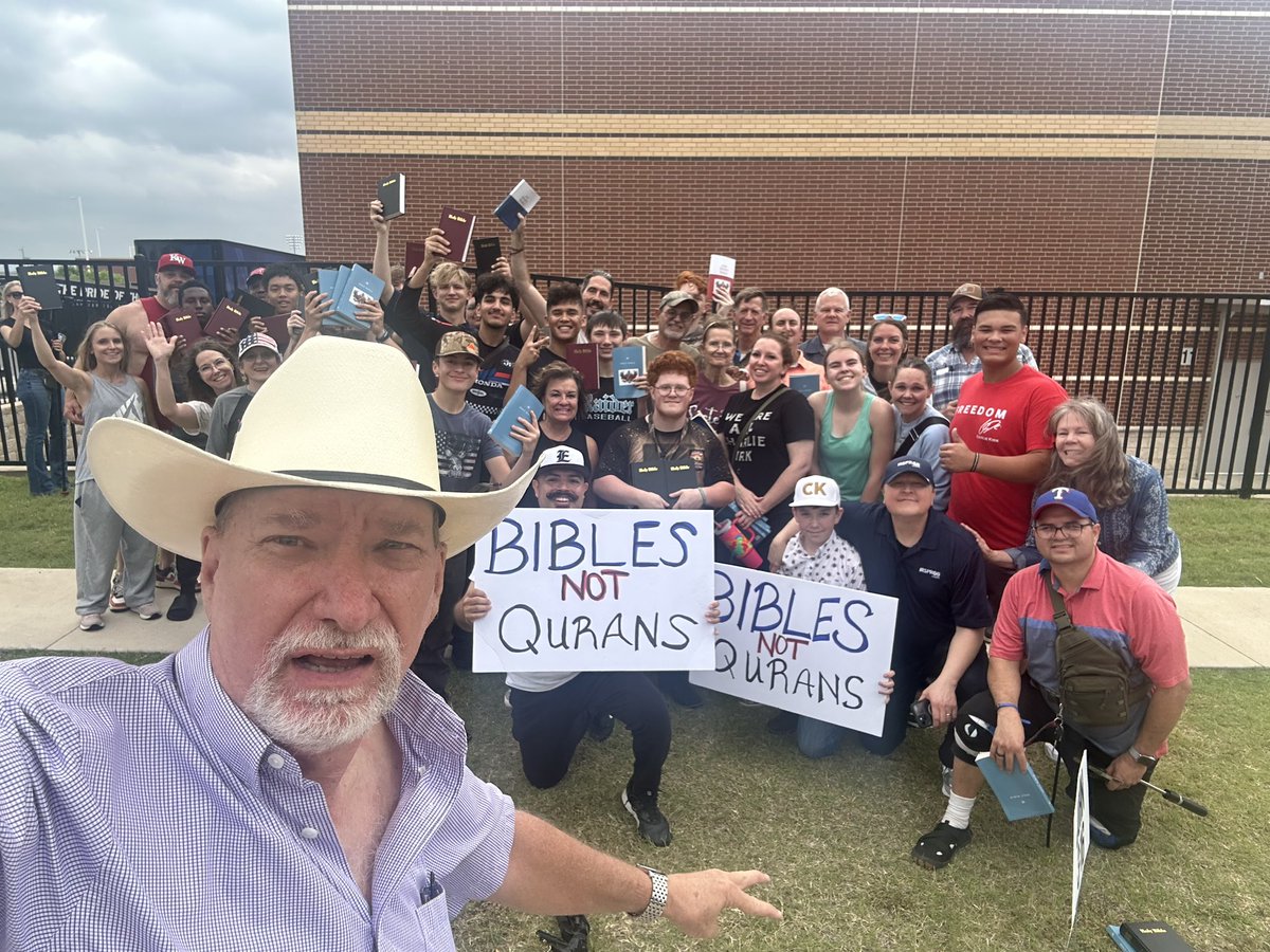 texan tweet media