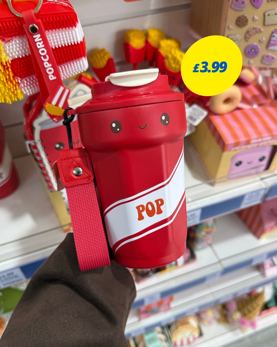 SwintonSquare's tweet photo. Get ready to crave a snack… @cardfactoryplc's new foodie gifts and stationery are here 😋✨ https://t.co/yXEwtnzmS6