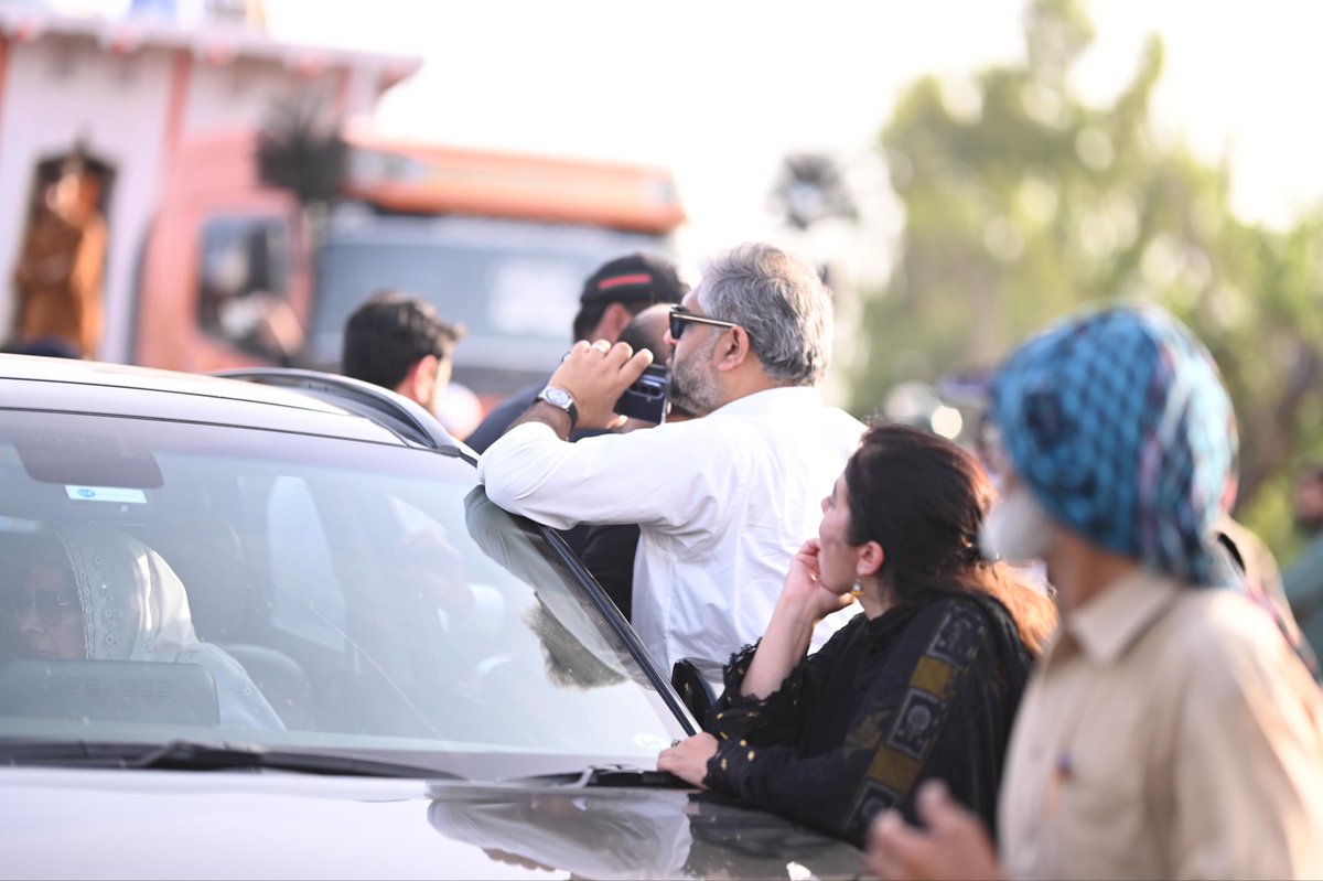 Zain Hussain Qureshi tweet media
