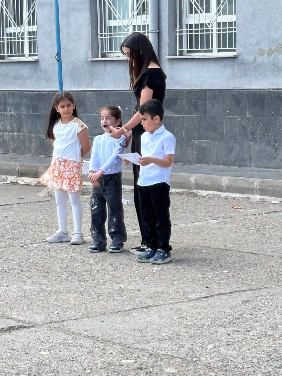 FerhatO08730206's tweet photo. İlkokul 1.sınıf öğrencilerimizle okuma bayramı şenliği yaptık. https://t.co/BYxEt0wPR5