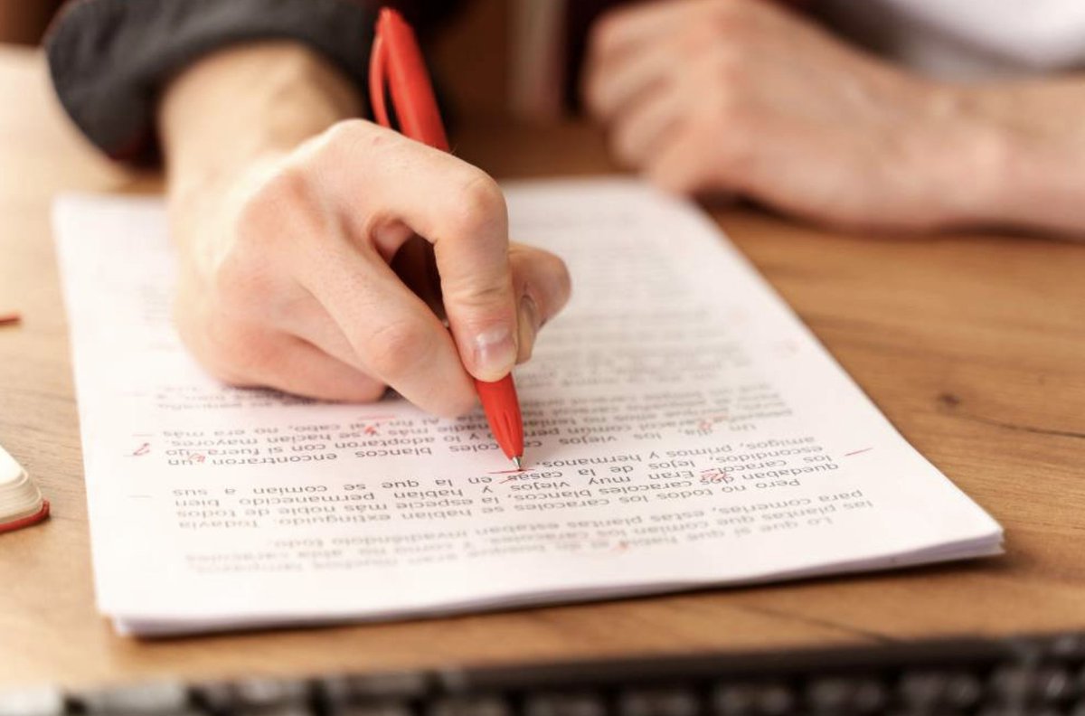 SNALC_National's tweet photo. Consignes du #bac : tout et son contraire https://t.co/7ZJFNDjS0M https://t.co/lrnFtp9zha