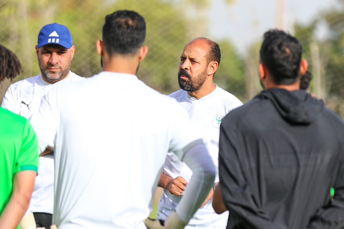 Almasrysc's tweet photo. بكل حماس وتركيز.. النسور الخضر تنهي استعداداتها للمحطة الأخيرة في الدوري 🦅💪
#شجع_النسور #AlMasrySC https://t.co/Pm08lDbUtj