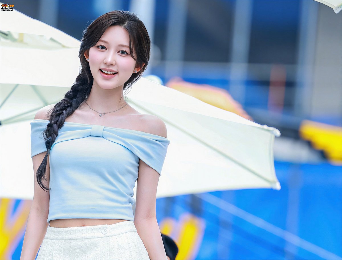 ytdive17700's tweet photo. 260519 Senka Brand Event

#IVE #아이브 #GAEUL #가을 #ガウル #アイヴ https://t.co/ZWVoELzYDA