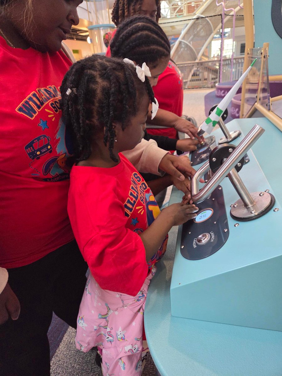 BaerSchool's tweet photo. Another Baer class went to experience and interact at Port Discovery! They were able to utilize communication boards during their exploration!

#BaerStrong
@BaltCitySchools @SwintonBuck
@EdSindaco https://t.co/77rQbqy58R