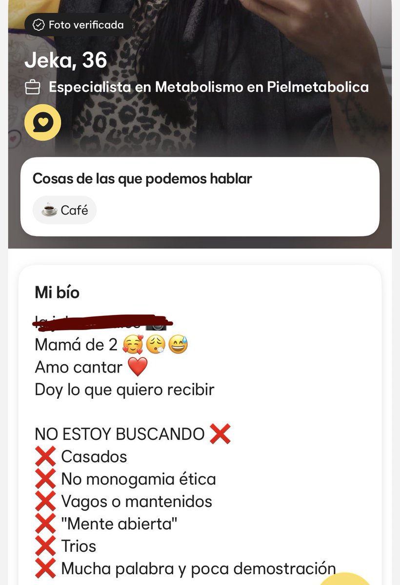 Out Of Context Tinder tweet media