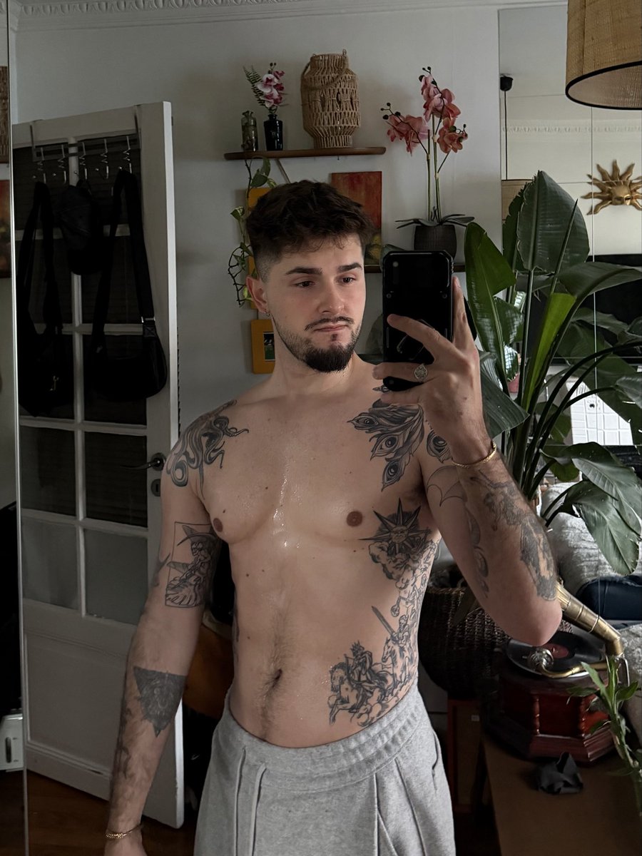 Hugo (@Lecrocoboy) / Posts / X