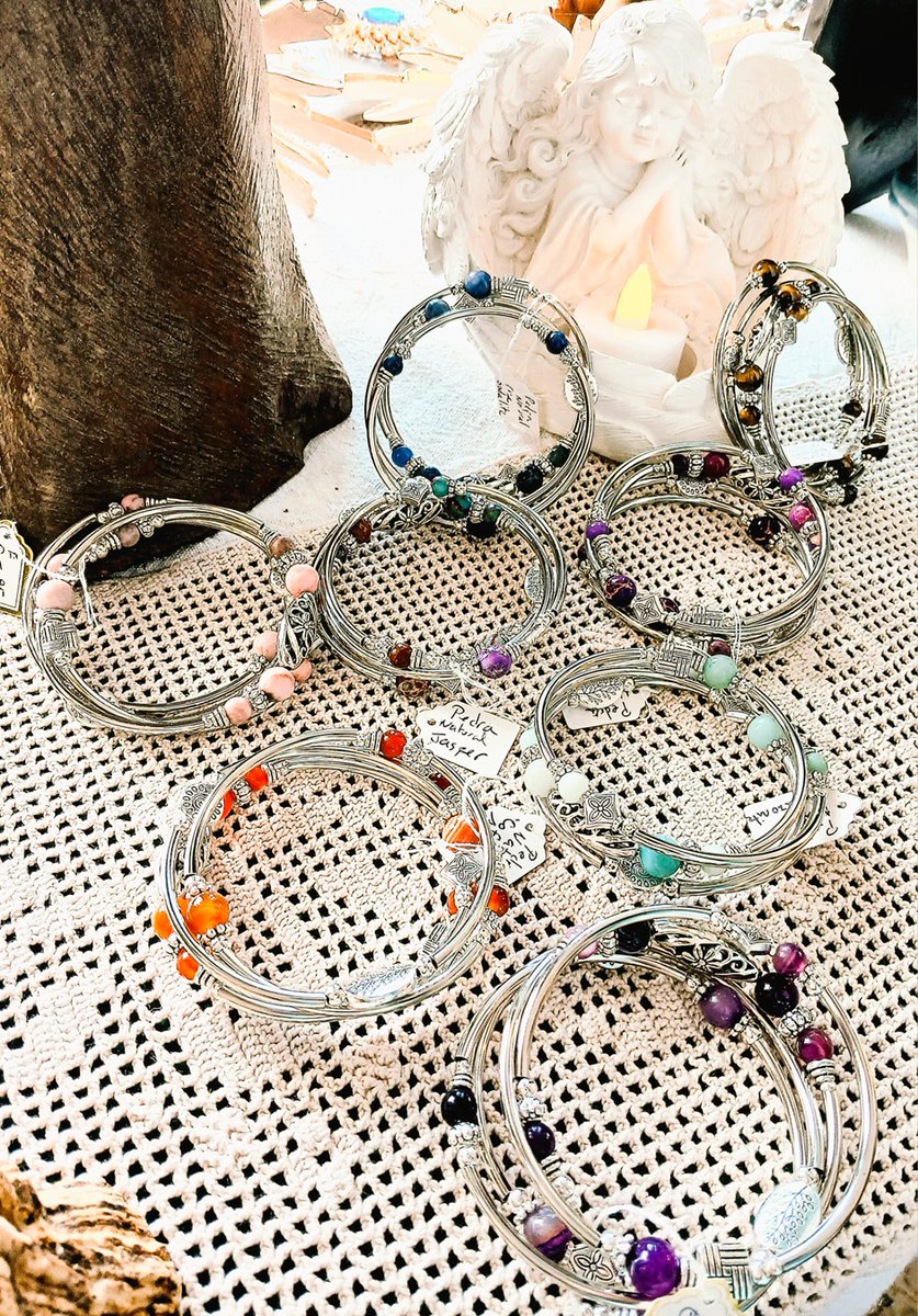 TheCurioShoppe's tweet photo. ✨ NEW IN ✨ Warning: trying on just one may lead to wanting three more. Natural stones, soft shimmer, and stacks of style have officially arrived

🌿 https://t.co/EaHEcr5f4c

~~~
#Fatima #giftshop #presentes  #braceletstack #BraceletStyle #bracelets #braceletlover #bracelet https://t.co/A2ib6LNgi1