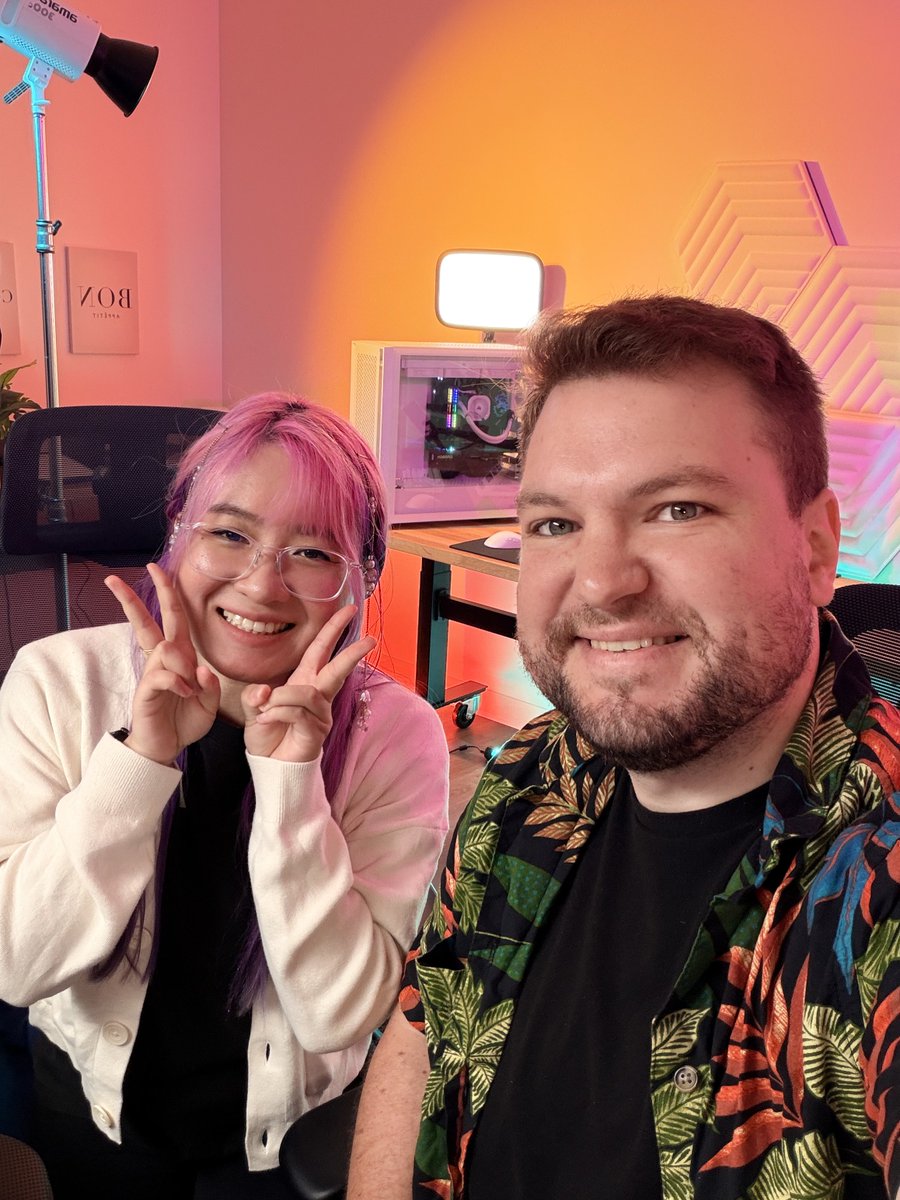 Videophile's tweet photo. Day 2 of Elgato Week and it’s time to talk audio! 

🎤 Deals at https://t.co/jEUyyL1C2x

📺 Tune in to ask your questions and learn about your next audio upgrade 
👉 https://t.co/91YD9jZCdd https://t.co/jdaUfGFBYr