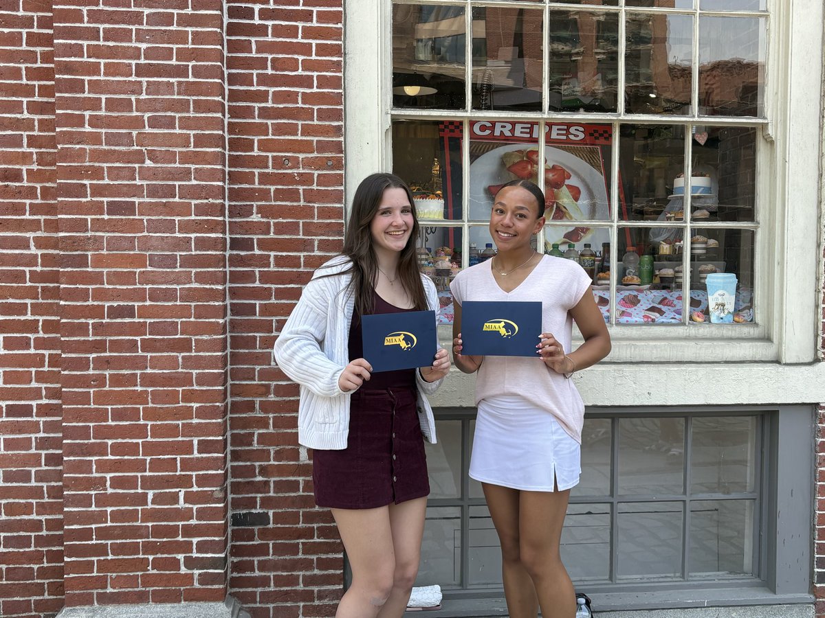 ColonialsAD's tweet photo. Great Day with Naomi Gunnip and Nica Welch at the Girls and Women In Sports Celebration in Boston. https://t.co/l4AtWOAoBD